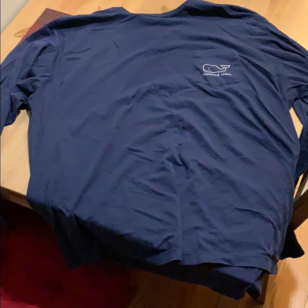 Vineyard vines Christmas shirt